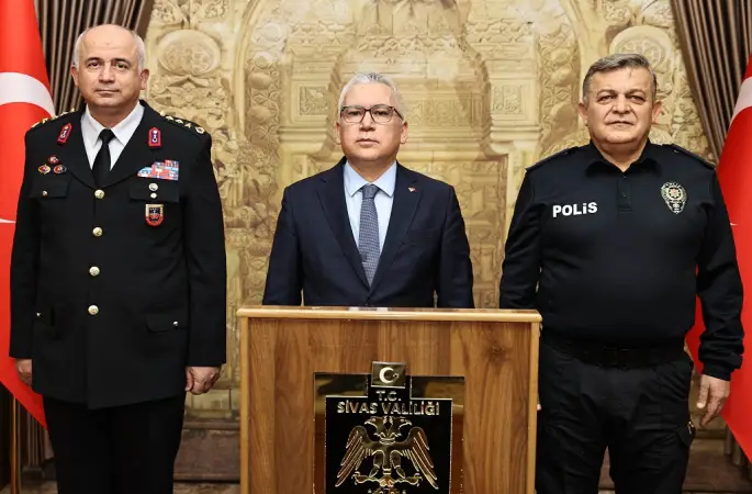 Vali Şimşek, Emin Şehir Sivas Toplantısında 2024 Yılını Değerlendirdi