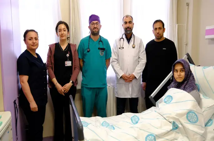 Cumhuriyet Üniversitesi Hastanesi Göğüs Cerrahisi Bölümü Akciğer Kanseri Ameliyatlarında Bölgede Öncü Merkez