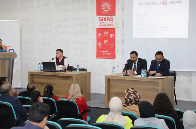 SİVAS TB LİSANSLI DEPOCULUK, TURİB VE ARACILI SİSTEM KONULU KONFERANS DÜZENLENDİ