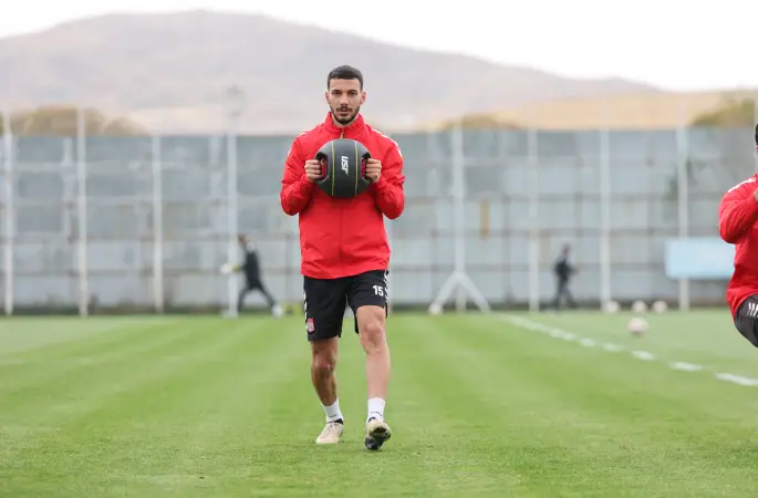 Özbelsan Sivasspor, Manisa FK Maçı Hazırlıklarını Sürdürdü – 4 Kasım