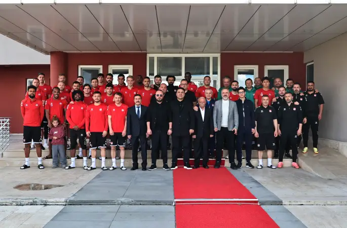 Sivasspor Kulübünde  Bayramlaşma Programı Düzenlendi