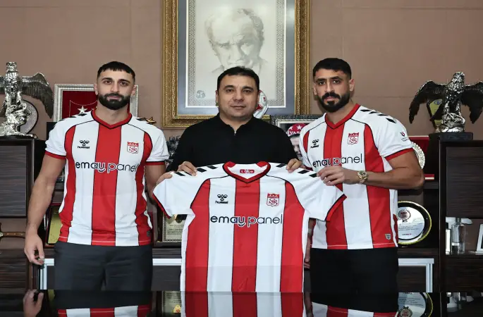 Efkan Bekiroğlu ve Tolga Ciğerci Net Global Sivasspor'da