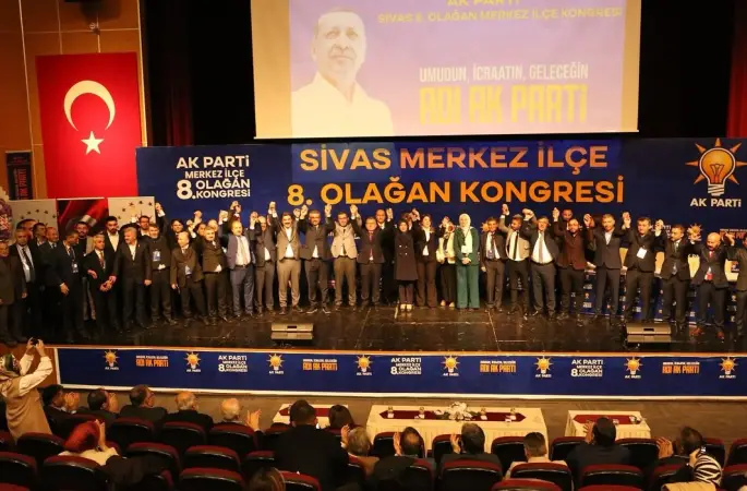 AK Parti Sivas Merkez İlçe 8. Olağan Kongresi Gerçekleştirildi: Başkanlığa Rüfet Arslan Seçildi