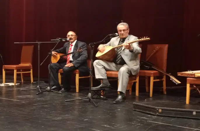 15. Geleneksel Uluslararası Âşıkların Telinden Şairlerin Dilinden Şiir ve Müzik Şöleni