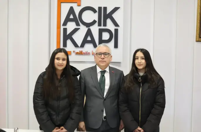 Sivas Valisi Yılmaz Şimşek’in Açık Kapı Buluşmaları Vatandaşın Gönlünü Kazanıyor