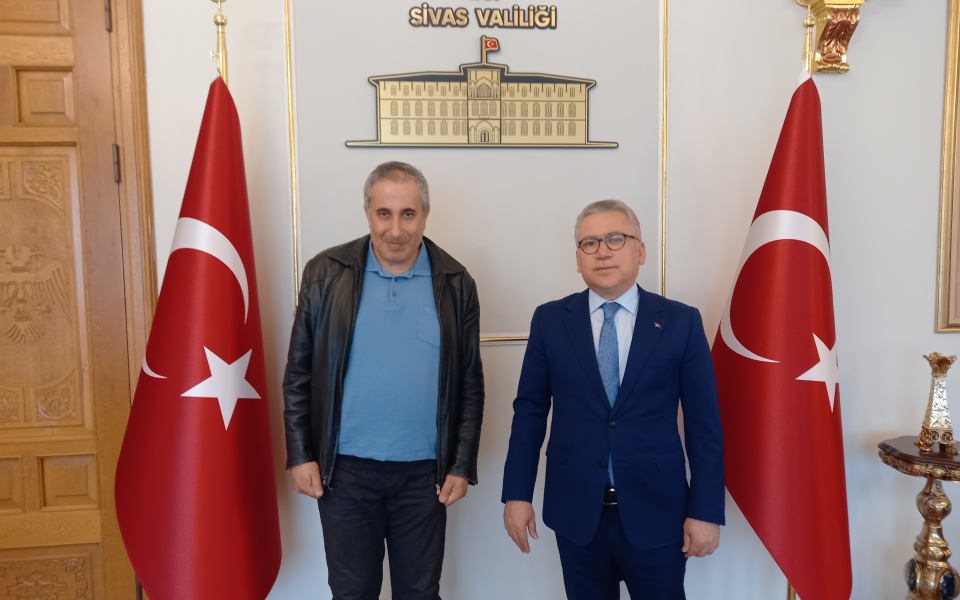 Sivas Valisi Şimşek Şehrin Geleceği İçin Gecesini Gündüzüne Katıyor