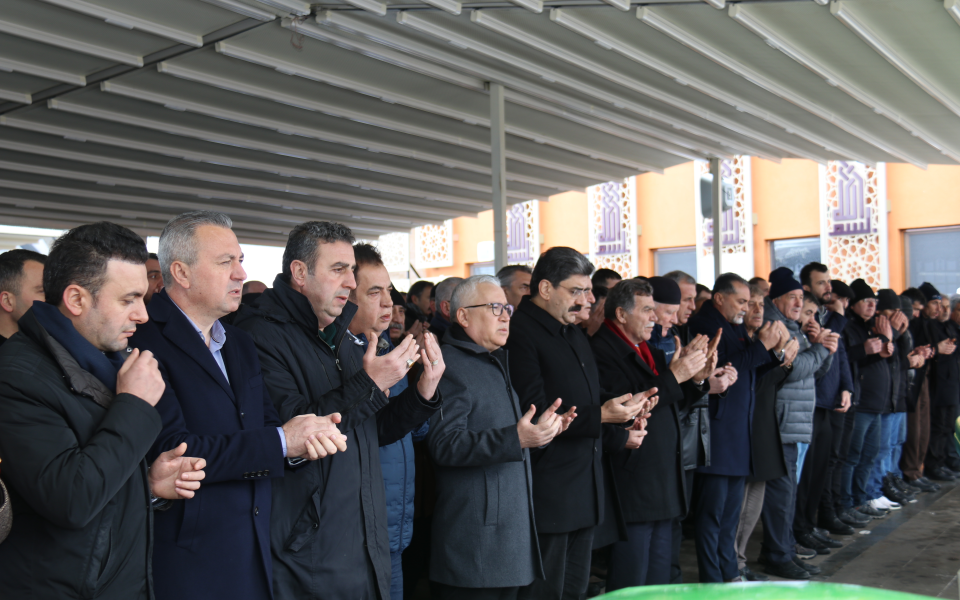 YÜKSEL DEMİRGİL SON YOLCULUĞUNA UĞURLANDI