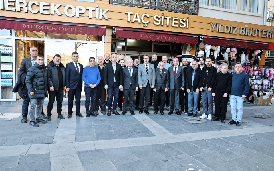 Taç Sitesi Esnafının Sorunları dile getirildi