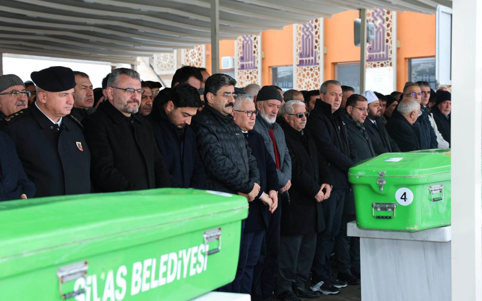Ahmet Yasak son yolculuğuna uğurlandı