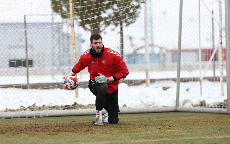 Özbelsan Sivasspor, Erzurumspor Maçı Hazırlıklarını Sürdürdü – 8 Ocak