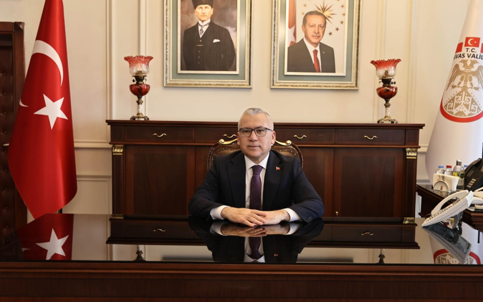 Sivas Valisi  Yılmaz Şimşek’in Yeni Yıl Mesajı