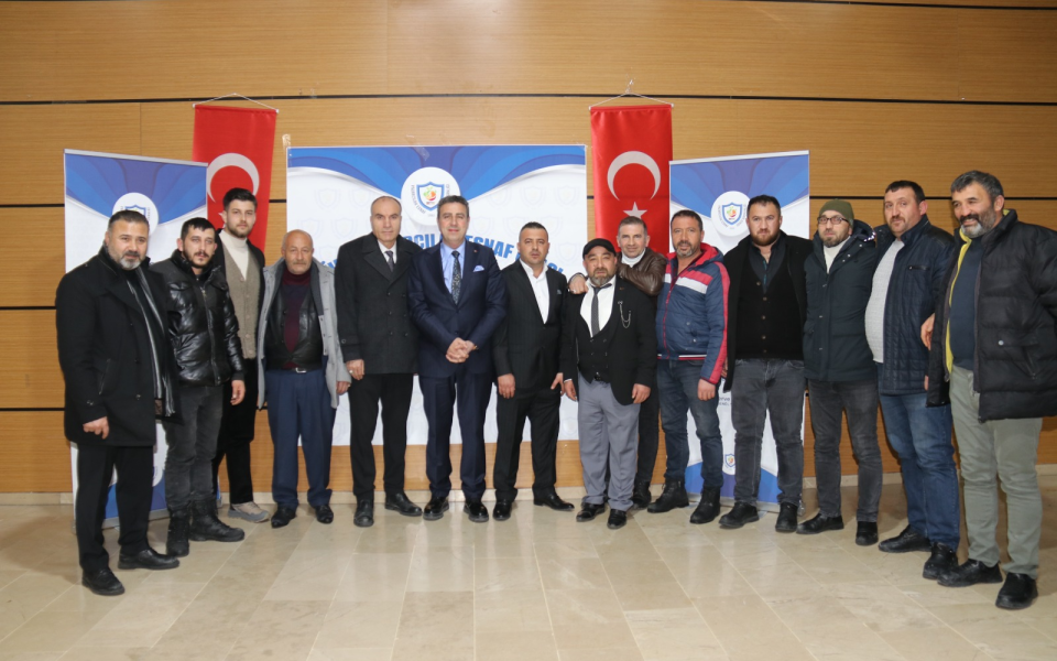 PAZARCILAR ODASINDA HALİL ŞAHİN TEKRAR SEÇİLDİ