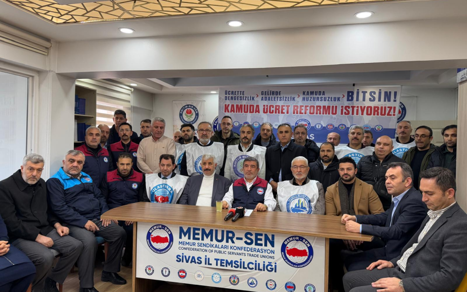 “Ücrette Dengesizlik, Gelirde Adaletsizlik, Kamuda Huzursuzluk Bitsin”