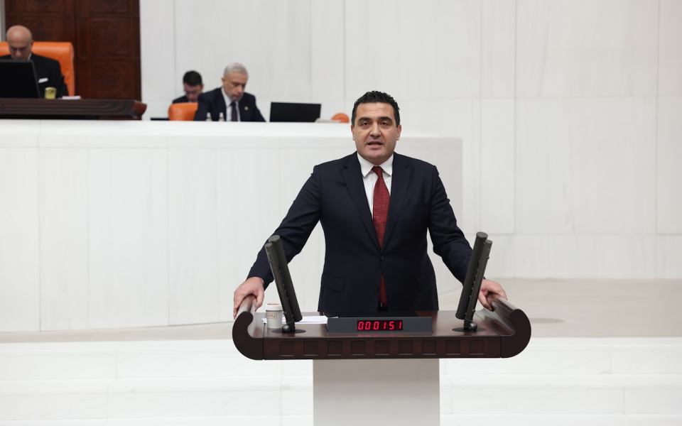 KARASU: MAYASINDA SÖKÜK OLANIN KARAKTERİ DİKİŞ TUTMAZ!
