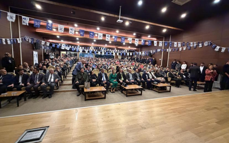 Anahtar Parti’de Toplu Katılım Coşkusu