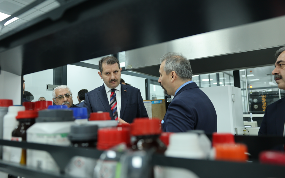 Millî Savunma Bakan Yardımcısı Salih Ayhan, MSB ile SBTÜ Arasında İmzalanacak Protokol İçin SBTÜ’de